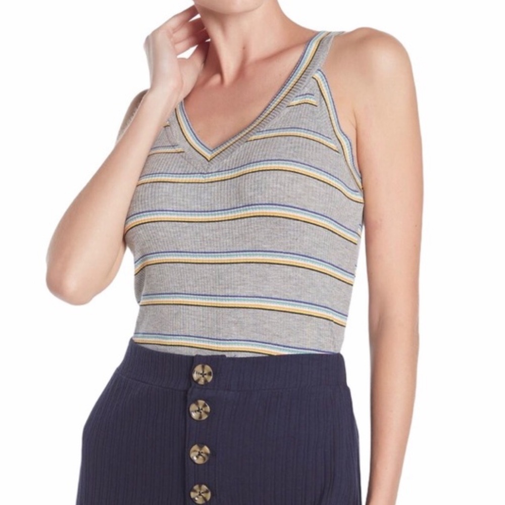 Wild Honey Gray Tank Top with Sleek Design